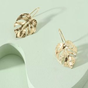 Gold Monstera Leaf Earrings